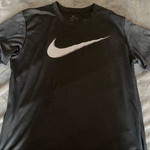 Mens Nike shirt